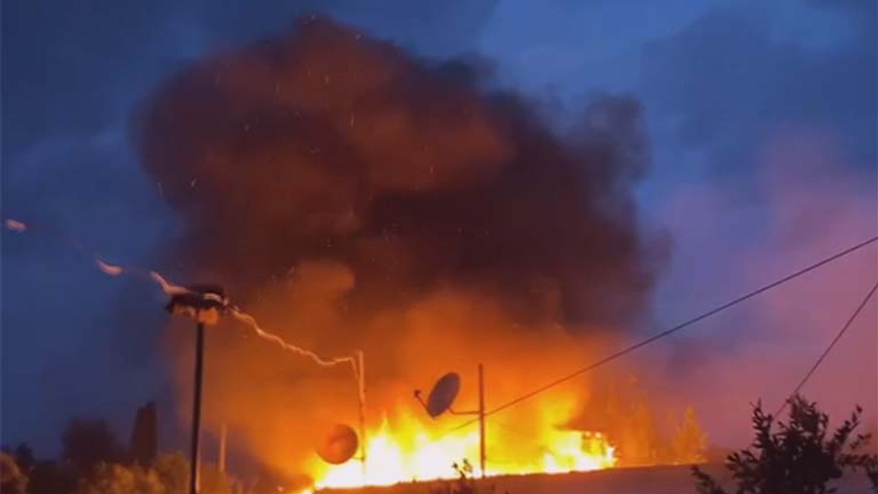 Bodrum'da iş yerinde çıkan yangın söndürüldü