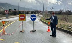 AK Parti İl Başkanı Akça'dan, yol ve altyapı çalışmalarının uzun sürmesine tepki