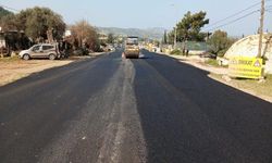 Bodrum’da sıcak asfalt çalışmaları sürüyor