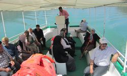 Kale'de 55 yaş üstü vatandaşlar için tekne turu düzenlendi