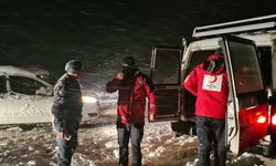 Muğla'da kar sebebi ile mahsur kalanlara kumanya dağıtıldı