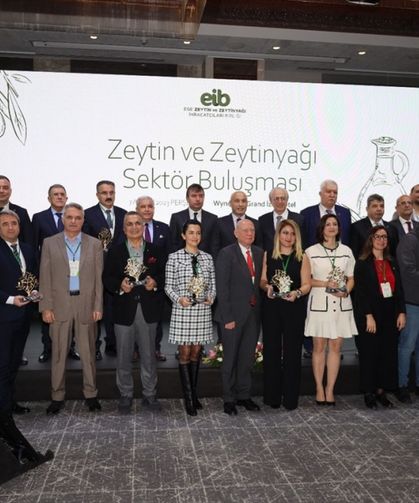 Zeytin ve zeytinyağında başarılı ihracatçılar ödüllendirildi
