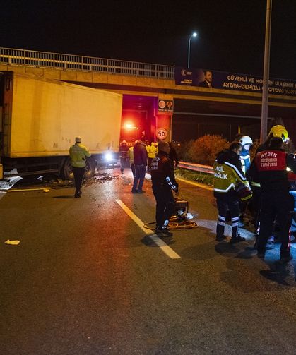 Aydın'da kamyonla çarpışan otomobilin sürücüsü öldü