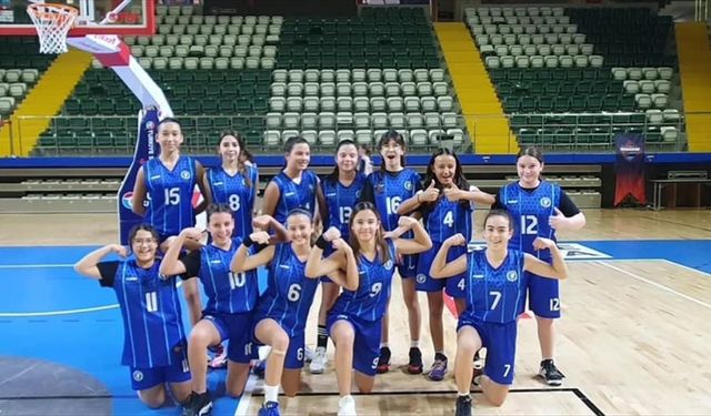 Datça Yılmazlar Ortaokulu, basketbolda il şampiyonu oldu