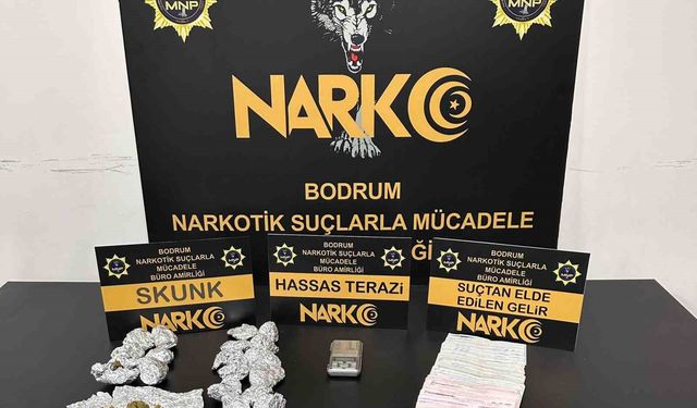 Polisten kaçarken kaza yaptılar