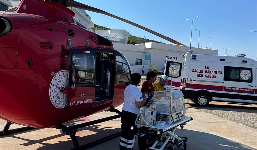 Muğla'da ambulans helikopter 1 aylık bebek için havalandı